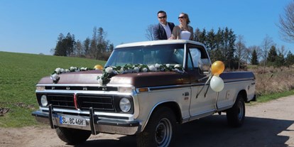 Hochzeitsauto-Vermietung - Art des Fahrzeugs: Traktor - Großsolt - Ford F-250 Pickup