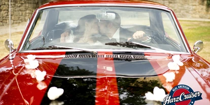 Hochzeitsauto-Vermietung - Farbe: Rot - Schleifreisen - 1966er Mustang Coupé