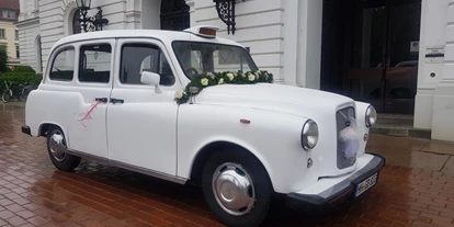 Hochzeitsauto-Vermietung - Farbe: Weiß - PLZ 22391 (Deutschland) - Londontaxi weiss