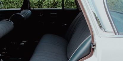 Hochzeitsauto-Vermietung - Farbe: Weiß - Ostsee - Mercedes 200D Heckflosse