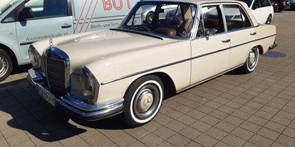 Hochzeitsauto-Vermietung - Marke: Mercedes Benz - ab sofort mit Weißwandreifen - Martin Schlund