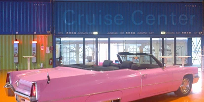 Hochzeitsauto-Vermietung - Farbe: Pink - PLZ 22391 (Deutschland) - Pink Cadillac Cabrio 1969