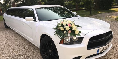 Hochzeitsauto-Vermietung - Versicherung: Vollkasko - Stretchlimousine Dodge Charger