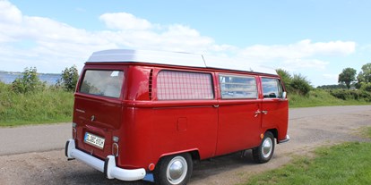 Hochzeitsauto-Vermietung - Farbe: Rot - Ostsee - VW Bulli T2a