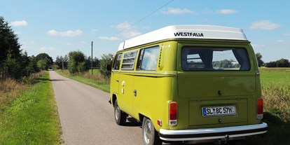 Hochzeitsauto-Vermietung - Farbe: Grün - Ostsee - VW Bulli T2b