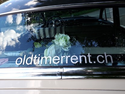 Hochzeitsauto-Vermietung - PLZ 4148 (Schweiz) - mit oldtimerrent.ch und einem einmaligen Oldtimer erleben Sie einen unvergesslichen Traumtag!    - Buick Super Eight