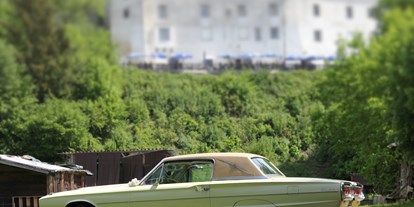 Hochzeitsauto-Vermietung - Antrieb: Benzin - Diepolding - DREAMLINER Ford Thunderbird 1966