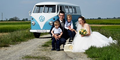 Hochzeitsauto-Vermietung - Farbe: Blau - VW Bus T1 von Book a Bulli.com