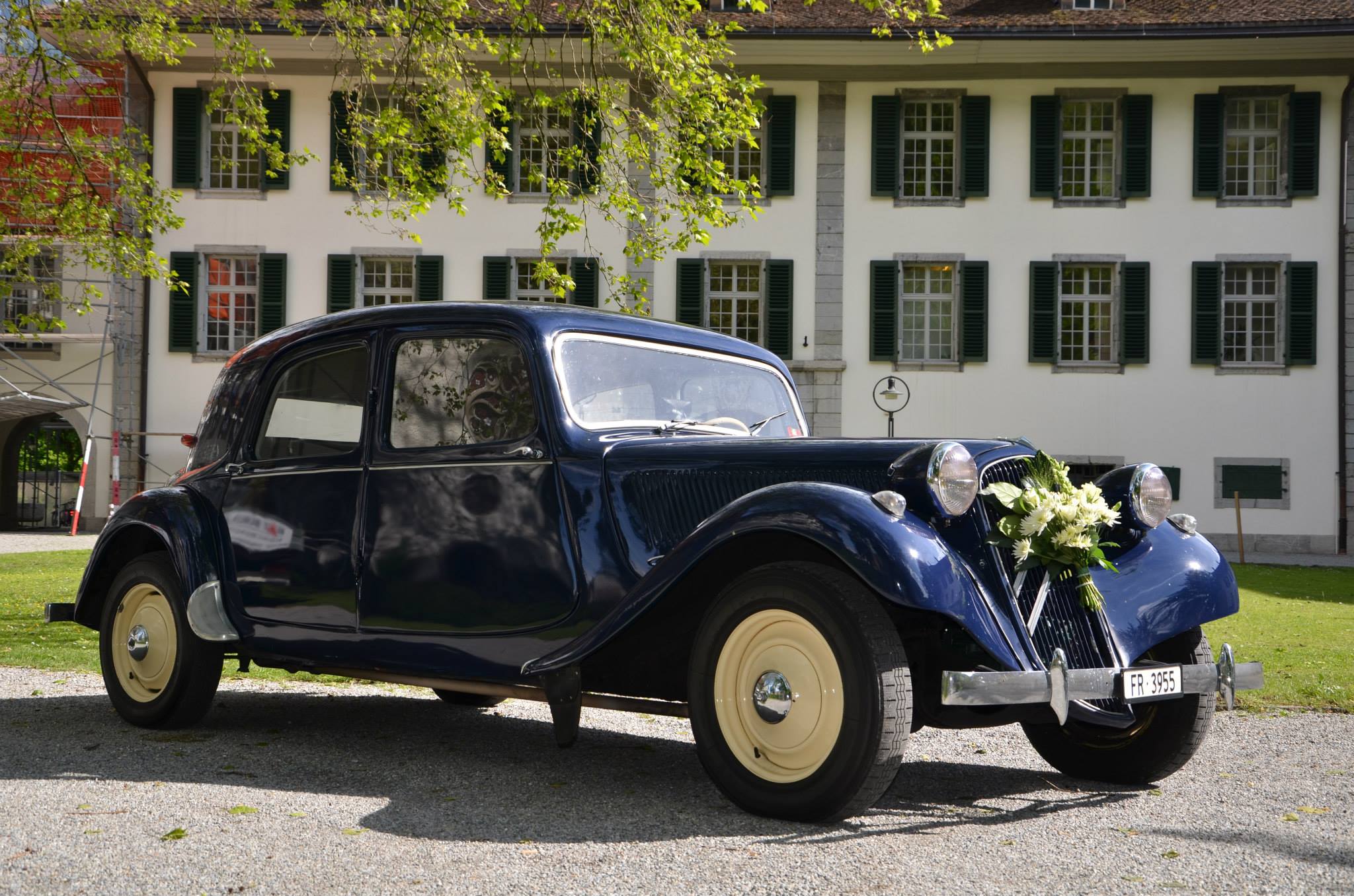 Hochzeitsauto: Citroen 1953 - Cadillac von Oldtimervermietung Rent A Classic Car