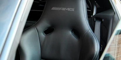 Hochzeitsauto-Vermietung - Versicherung: Teilkasko - Muttenz - Mercedes AMG GTR Pro 1 of 750