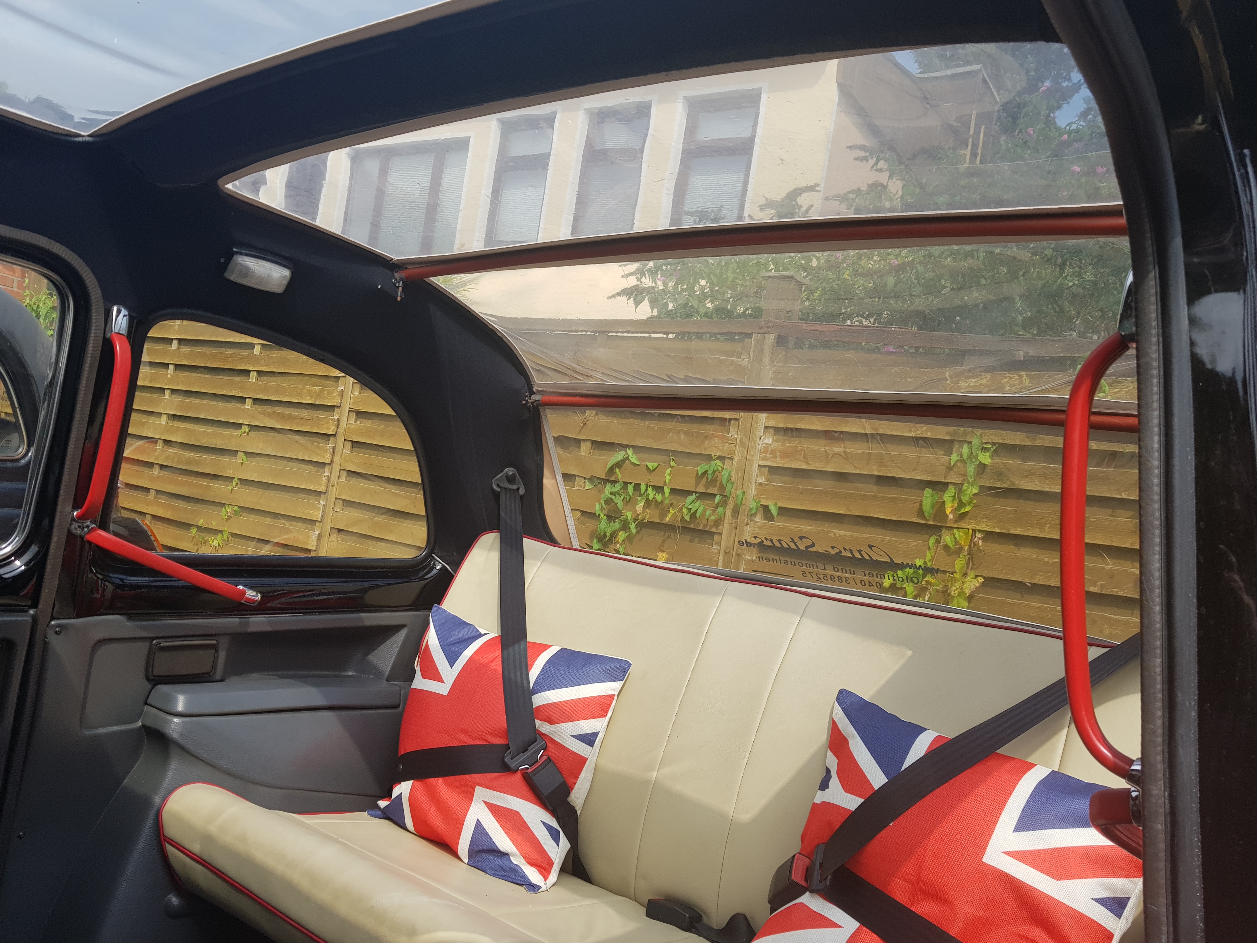 Hochzeitsauto-Vermietung - Farbe: Schwarz - Schleswig-Holstein - Londontaxen Oldtimer