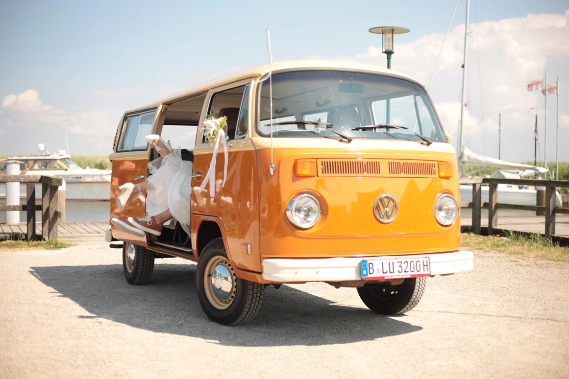 Hochzeitsauto: T2b Mr. Bobby als Hochzeitsauto  - Old Bulli Berlin