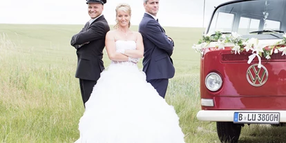 Hochzeitsauto-Vermietung - PLZ 10245 (Deutschland) - T2a Mrs. Sophie  - Old Bulli Berlin
