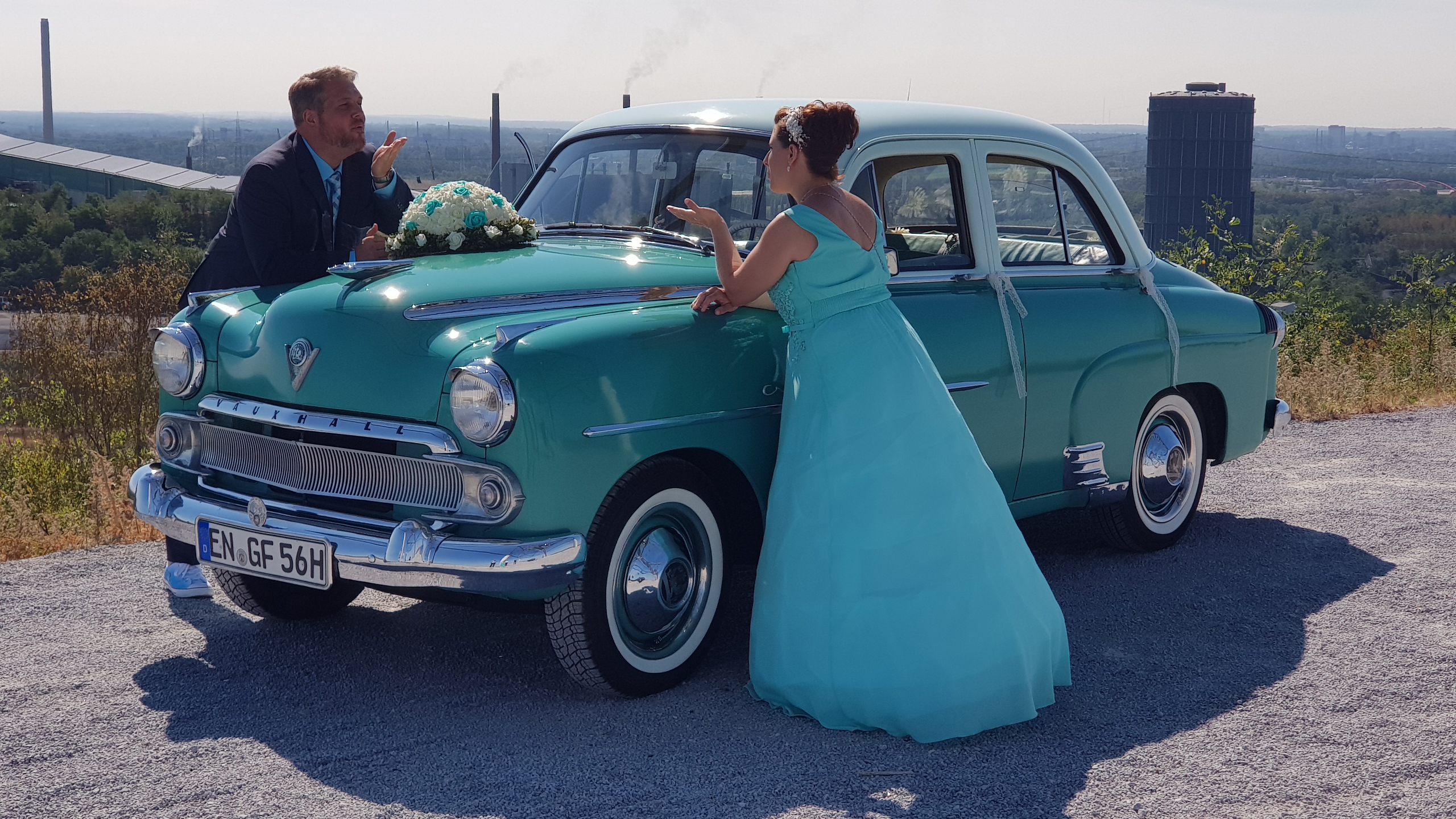 Hochzeitsauto-Vermietung - Nordrhein-Westfalen - Bochum 2018  - Vauxhall Cresta E  von 1955 Oldtimer-hochzeitsfahrten-nrw.de