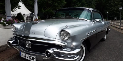 Hochzeitsauto-Vermietung - Chauffeur: nur mit Chauffeur - Gelsenkirchen - Hochzeitsauto / Classiccar