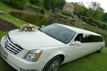 Hochzeitsauto: Cadillac von AB VIP Limousine Vienna Mietwagen GmbH