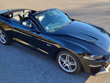 Hochzeitsauto: Ford Mustang GT5.0 Cabrio - Ford Mustang GT5.0 Cabrio von Autovermietung Ing. Alfred Schoenwetter