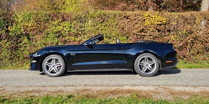 Hochzeitsauto-Vermietung - Einzugsgebiet: national - Wien-Stadt - Ford Mustang GT5.0 Cabrio - Ford Mustang GT5.0 Cabrio von Autovermietung Ing. Alfred Schoenwetter