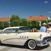 Hochzeitsauto - 1955er Buick Roadmaster Coupe. Ein Traumauto, weisse Ledersitze. - Buick von Classic 55