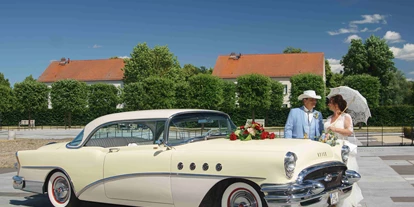 Hochzeitsauto-Vermietung - Shuttle Service - Berlin-Stadt Tempelhof - 1955er Buick Roadmaster Coupe. Ein Traumauto, weisse Ledersitze. - Buick von Classic 55
