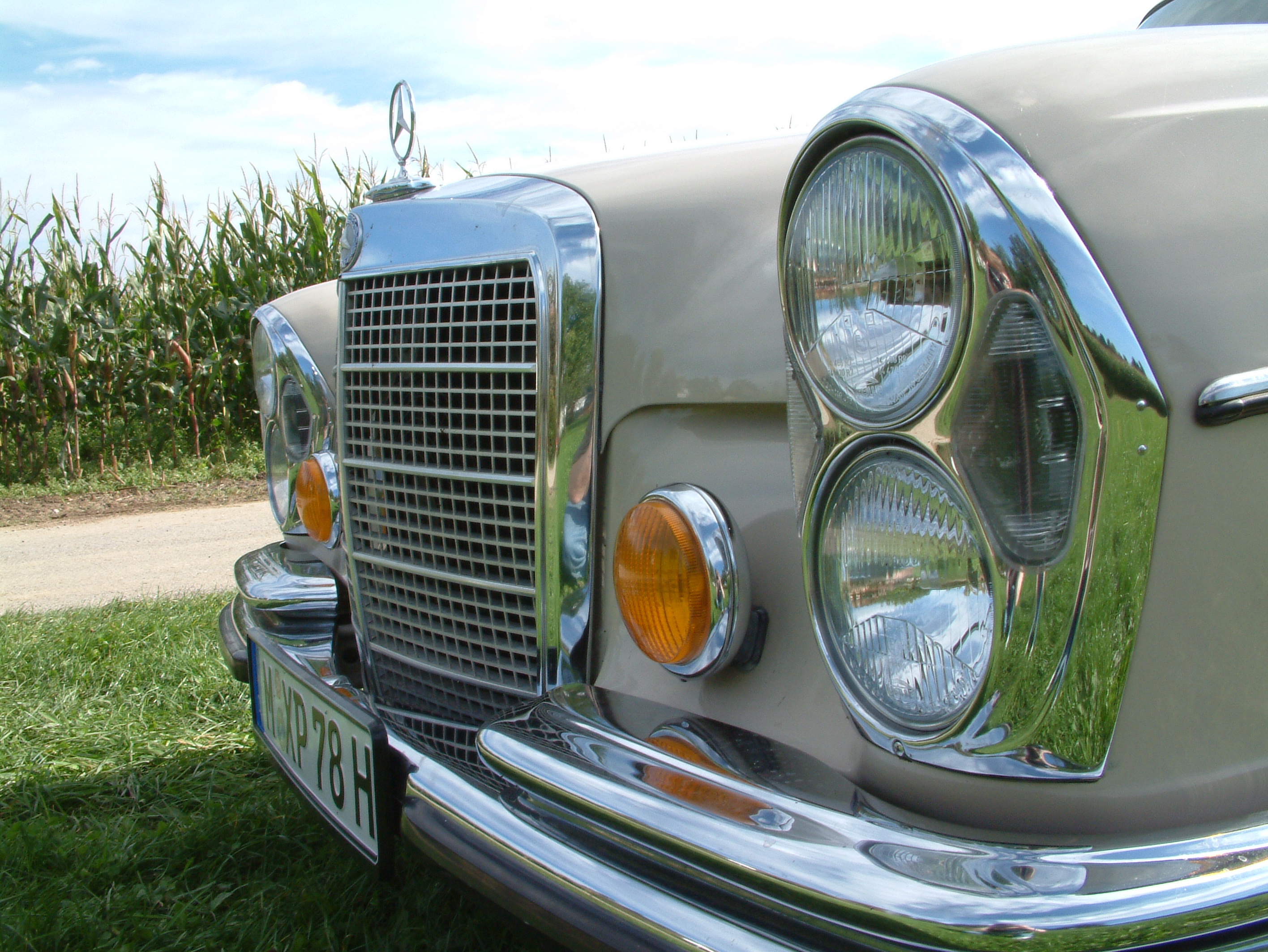 Hochzeitsauto: Mercedes Benz 280 SE 4.5 von Classic Roadster München