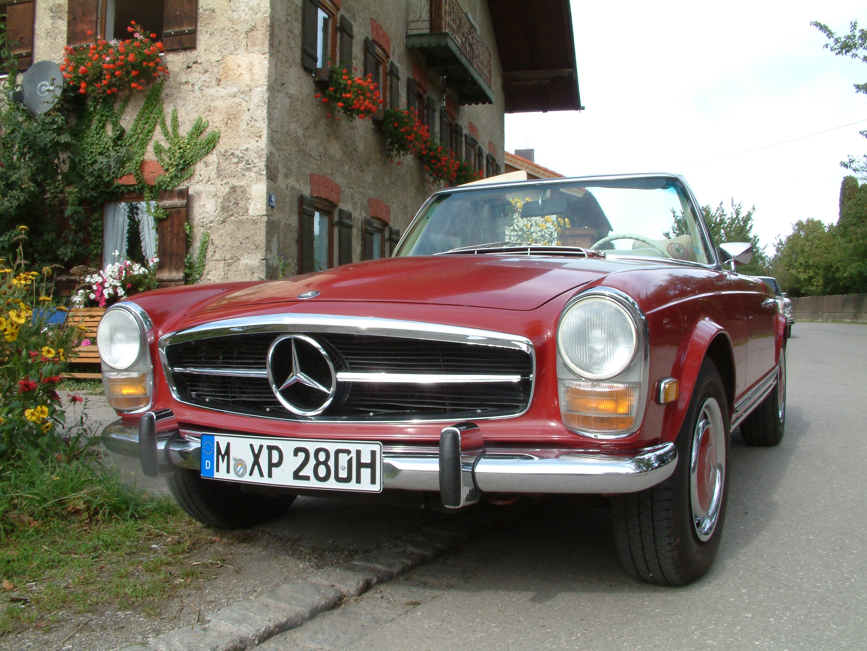 Hochzeitsauto: Mercedes Benz 280 SL