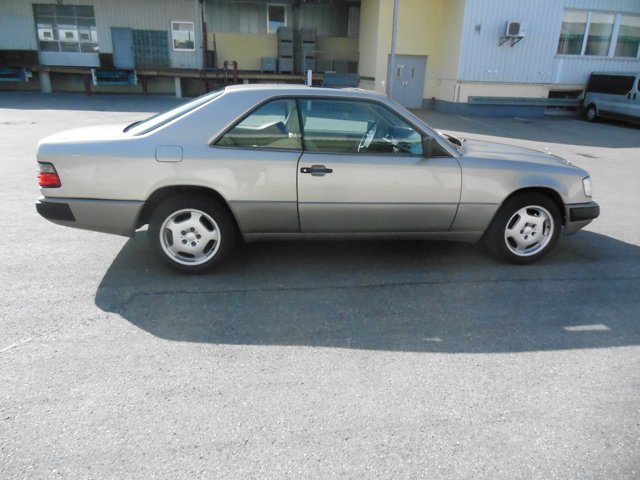 Hochzeitsauto: Mercedes Benz 300 CE