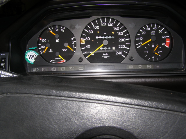 Hochzeitsauto: Mercedes Benz 300 CE