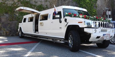 Hochzeitsauto-Vermietung - Art des Fahrzeugs: Stretch-Limousine - Oberbayern - Vip-Hummer 2-Stretchlimousine in weiß