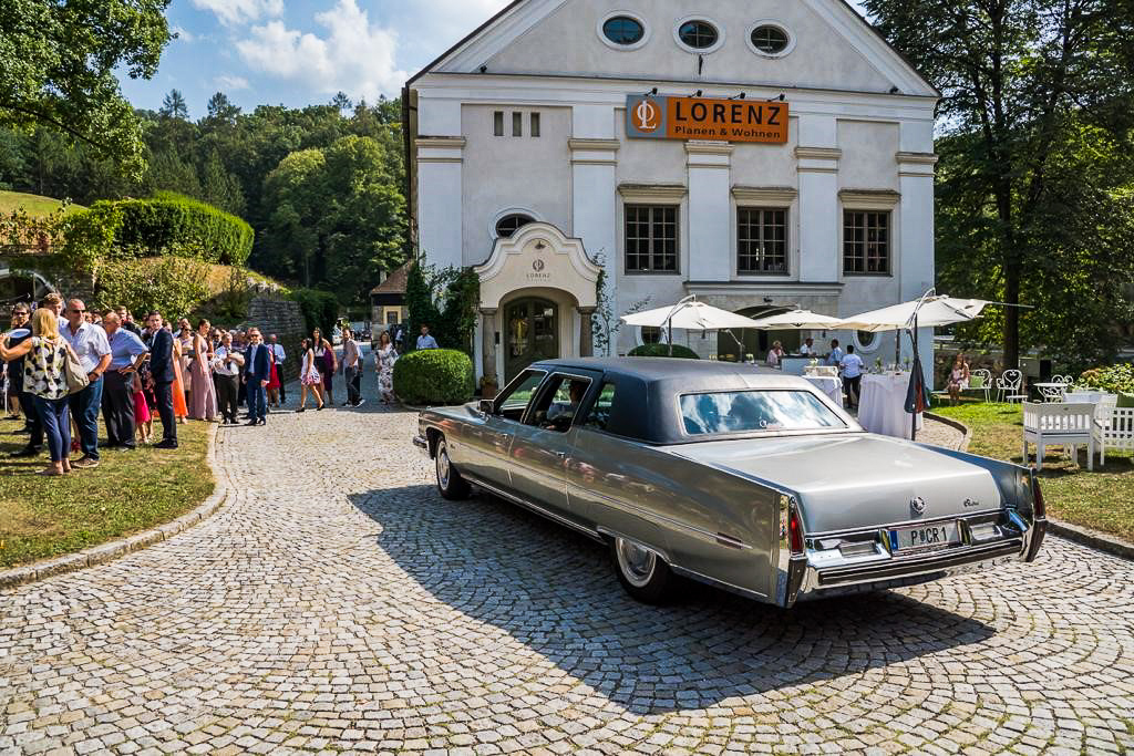 Hochzeitsauto-Vermietung - Berndorf (Berndorf) - Cadillac Fleetwood Limousine