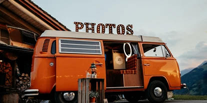 Hochzeitsauto-Vermietung - Marke: Volkswagen - Frieswil - Photobus (Fotobox im VW-Bus) - VW-Busse T1 & T2, Photobus, Hochzeitsauto (vwbusbern.ch)