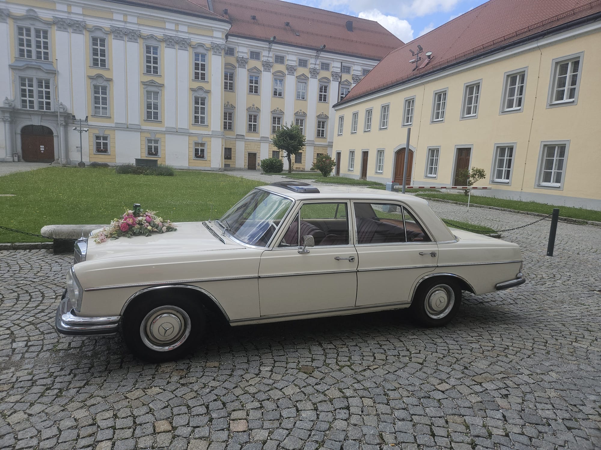 Hochzeitsauto: MarryMercedes