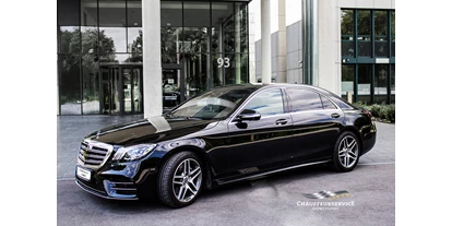 Hochzeitsauto-Vermietung - Chauffeur: nur mit Chauffeur - Gelsenkirchen - Mercedes Benz S350 L vom Chauffeurservice-Dortmund Front und Seite - Mercedes Benz S-Klasse S350 L