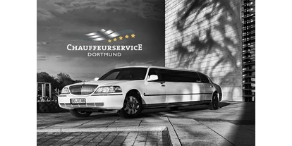 Hochzeitsauto-Vermietung - Chauffeur: nur mit Chauffeur - Gelsenkirchen - Stretchlimousine Lincoln Towncar Fronansicht - Strechtlimousine Lincoln Towncar 2007