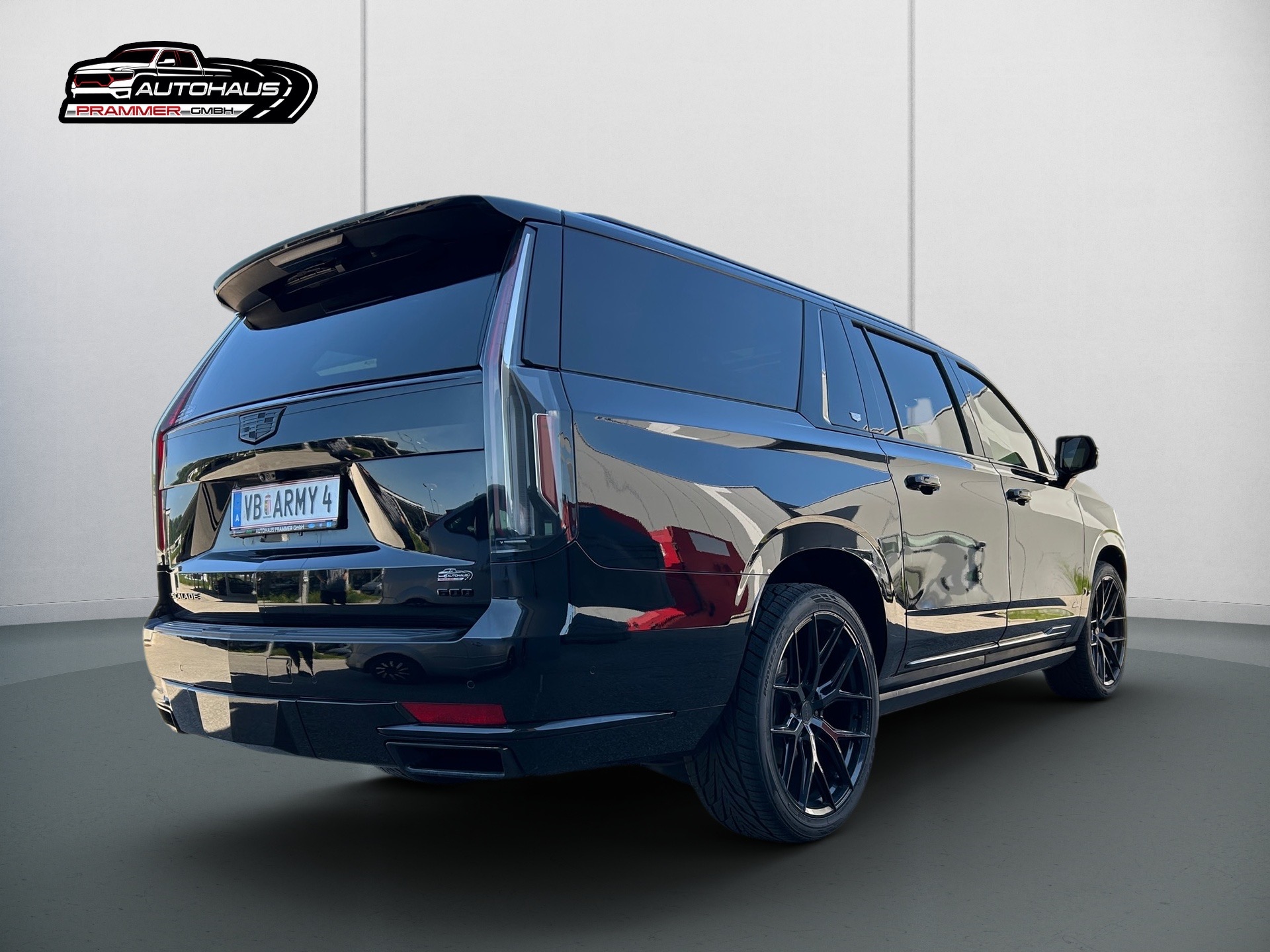 Hochzeitsauto-Vermietung - Art des Fahrzeugs: Oberklasse-Wagen - Österreich - Cadillac Escalade