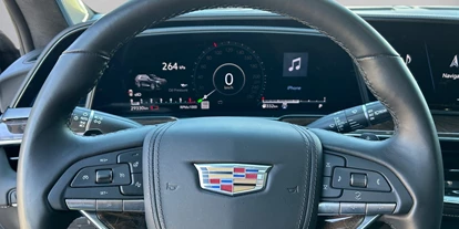 Hochzeitsauto-Vermietung - Farbe: Schwarz - Oberösterreich - Cadillac Escalade