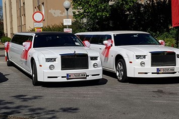 Hochzeitsauto: Hochzeitslimousine Stretchlimousine Chrysler - E&M Stretchlimousine mieten Wien