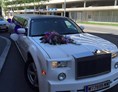Hochzeitsauto: Hochzeitslimousine mieten - E&M Stretchlimousine mieten Wien
