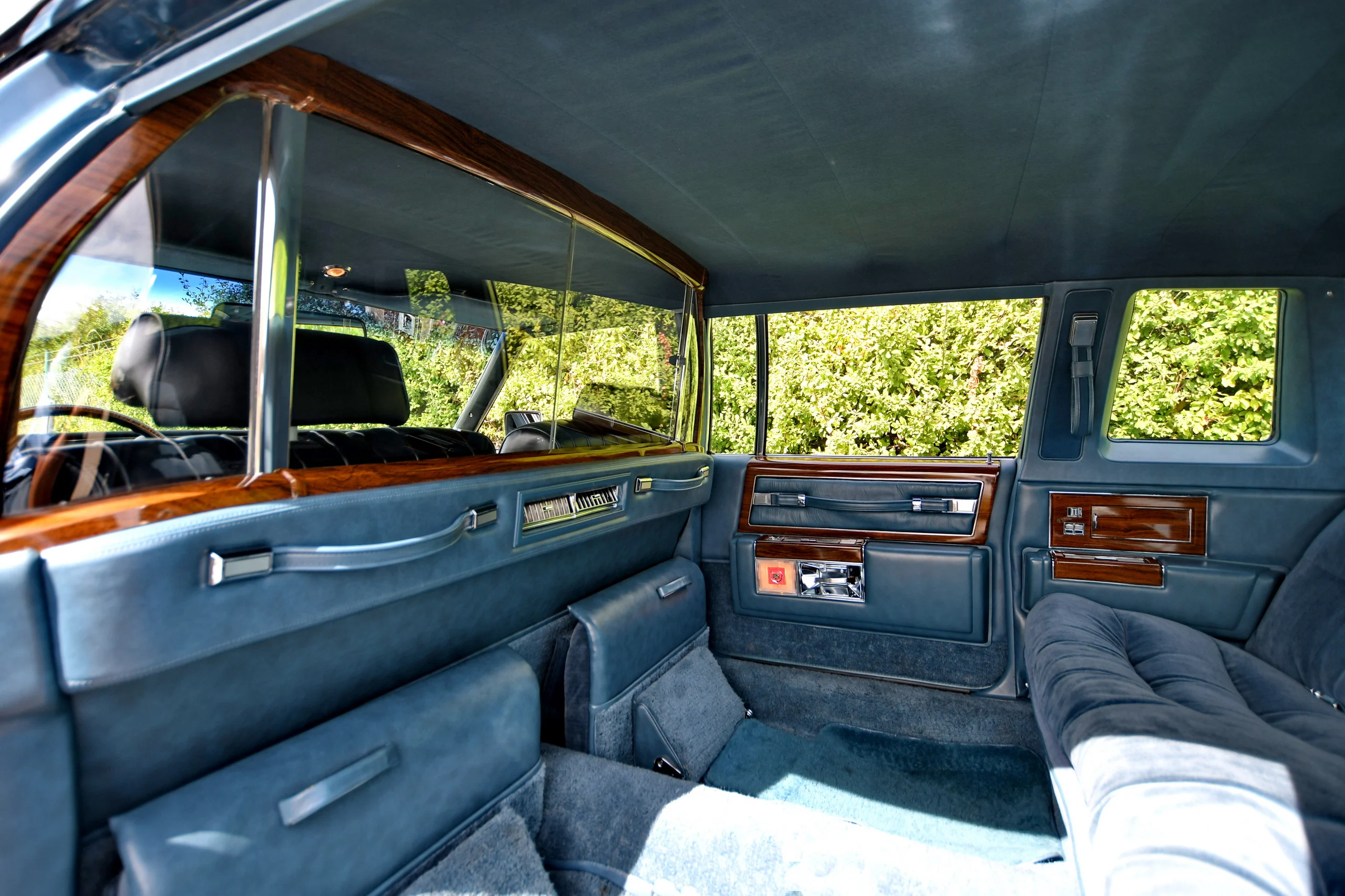 Hochzeitsauto: 1977 Cadillac Fleetwood Formal Limousine
