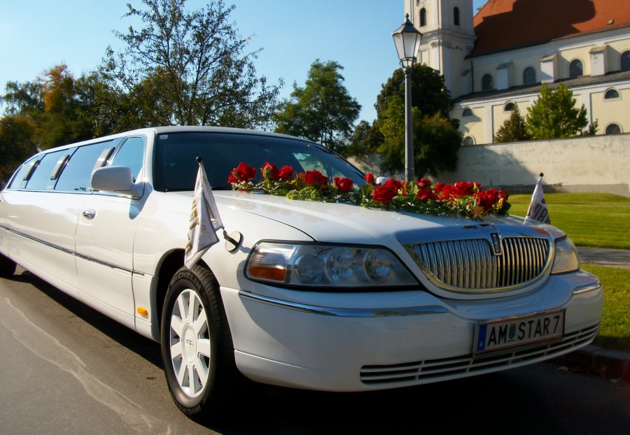 Hochzeitsauto-Vermietung - Farbe: Blau - Österreich - STAR 7 Stretchlimousinen
