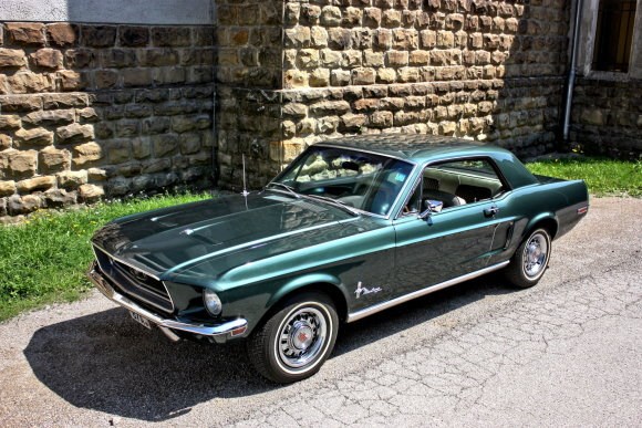 Hochzeitsauto: Ford Mustang Hardtop 289 Bj. 68  - Ford Mustang Hardtop Bj. 68 von Autovermietung Ing. Alfred Schoenwetter
