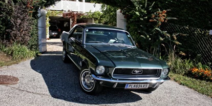 Hochzeitsauto-Vermietung - Einzugsgebiet: national - Wien-Stadt - Ford Mustang Hardtop 289 Bj. 68 - Ford Mustang Hardtop Bj. 68 von Autovermietung Ing. Alfred Schoenwetter