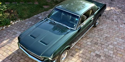 Hochzeitsauto-Vermietung - Einzugsgebiet: national - Wien-Stadt - Ford Mustang Hardtop 289 Bj. 68 - Ford Mustang Hardtop Bj. 68 von Autovermietung Ing. Alfred Schoenwetter