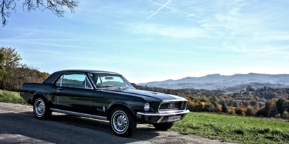 Hochzeitsauto-Vermietung - Einzugsgebiet: national - Wien-Stadt - Ford Mustang Hardtop 289 Bj. 68 - Ford Mustang Hardtop Bj. 68 von Autovermietung Ing. Alfred Schoenwetter