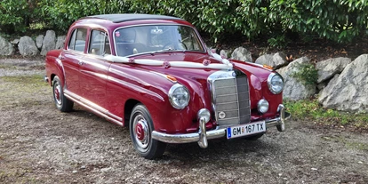 Hochzeitsauto-Vermietung - Farbe: Gelb - Oberösterreich - ab 2025 unsere rote Limousine MB 220S 
Tolles Brautauto - Mercedes Benz O 321 H & O 321 HL von Messinger Reisen