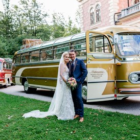 Hochzeitsauto: Oldtimerbusse Messinger
© Stefanie Reindl Photography - Mercedes Benz O 321 H & O 321 HL von Messinger Reisen
