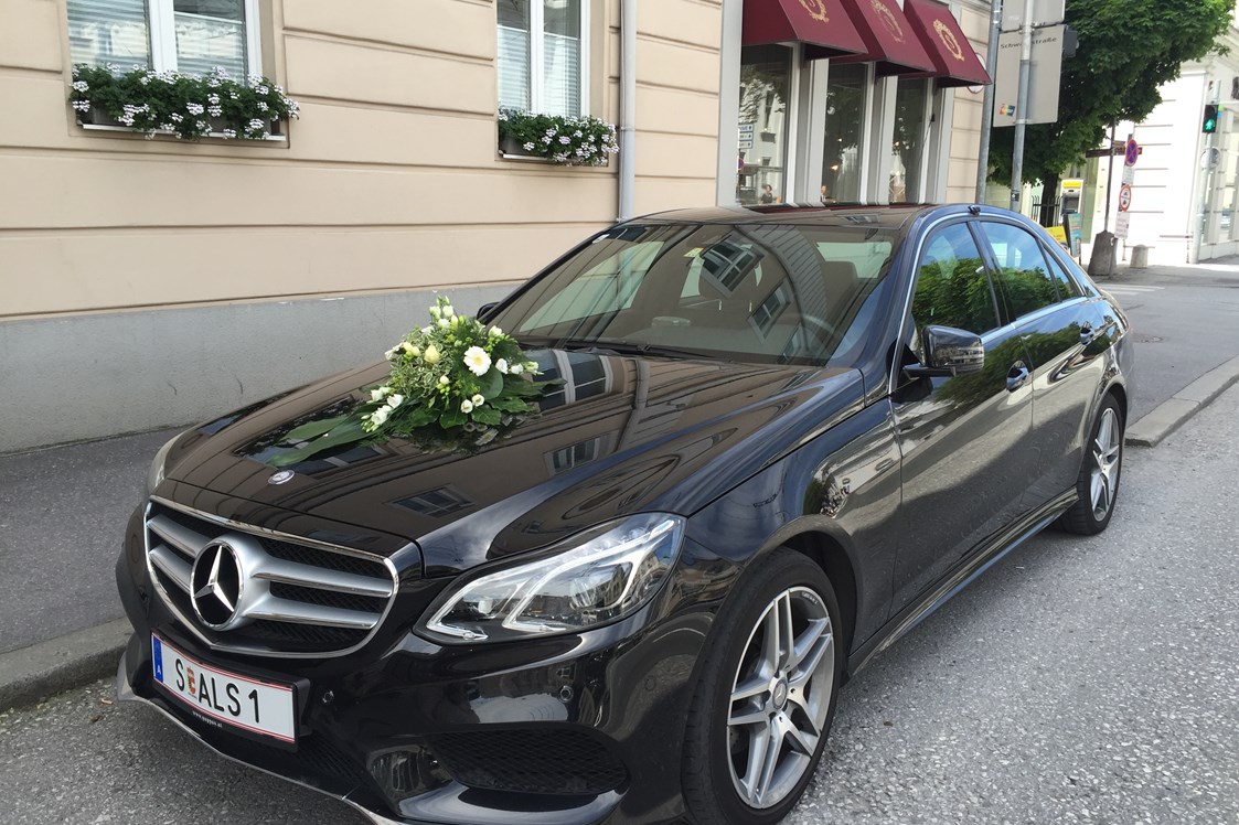 Hochzeitsauto: Mercedes E- Klasse von ALS Austria Limousines Salzburg - Austria Limousines Salzburg