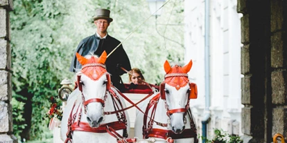 Hochzeitsauto-Vermietung - Farbe: Rot - Salzburg - Fiakerei Süß e.U.