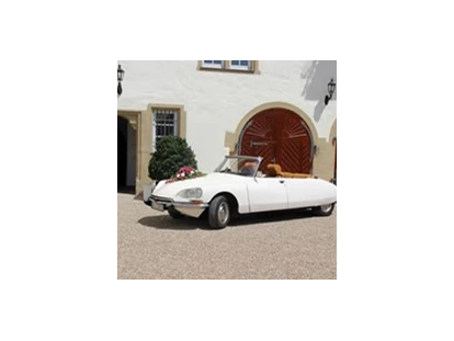 Hochzeitsauto-Vermietung - Antrieb: Benzin - Sinsheim - Citroen DS Cabrio "Die Göttin"