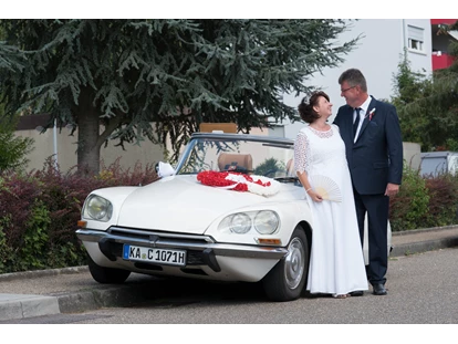 Hochzeitsauto-Vermietung - Antrieb: Benzin - Sinsheim - Citroen DS Cabrio "Die Göttin"
